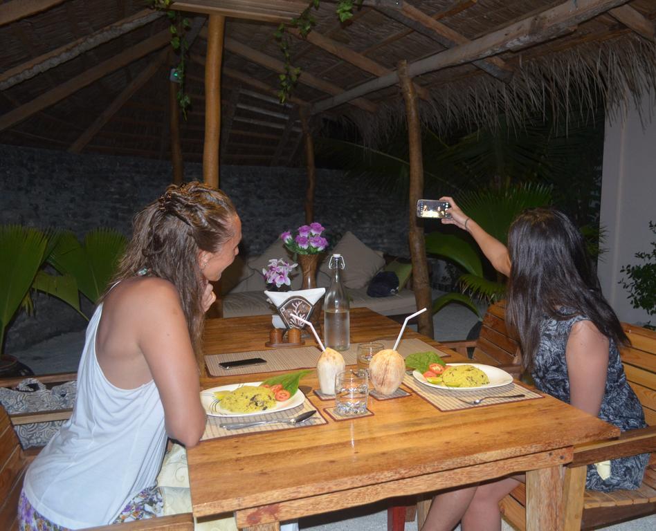 Summer Shade Maldives Dharavandhoo Εξωτερικό φωτογραφία